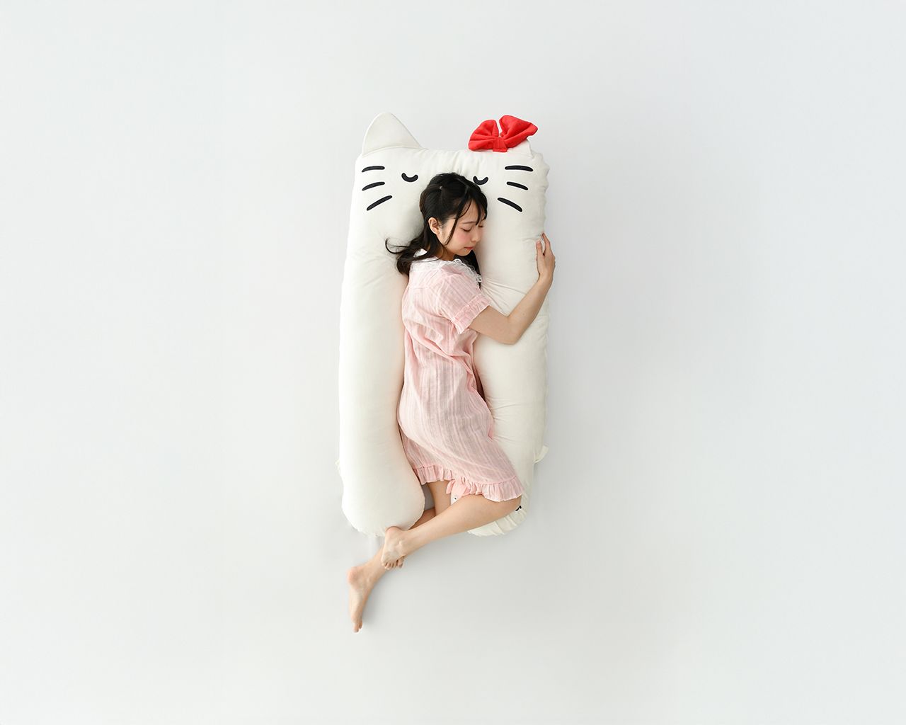 新品☆ハグモッチ×サンリオキャラクターズ　 ハローキティ【交換カバー】 交換カバー】 ハグモッチ×サンリオキャラクターズ コラボ