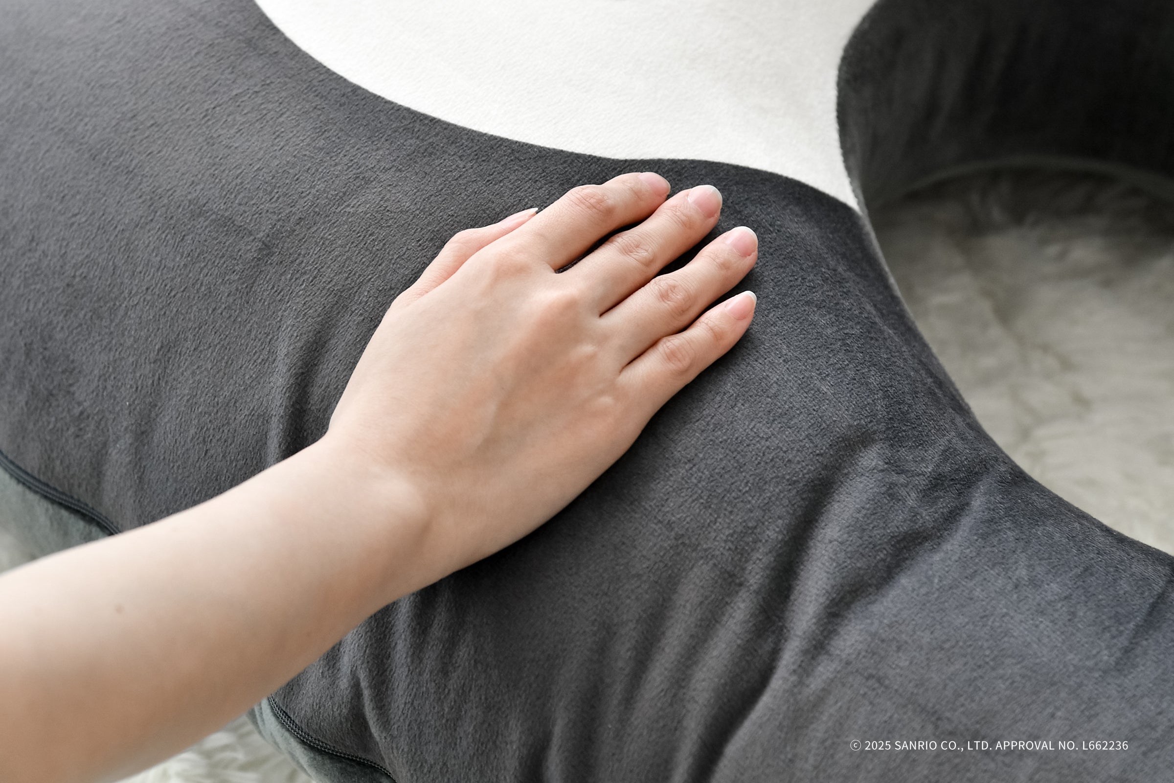 ハグモッチ×サンリオキャラクターズ – NELUKA 熟睡専門店